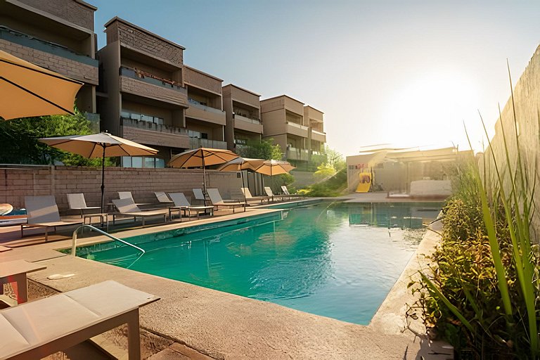 2 Bdrm Condo with Patio and Pool View