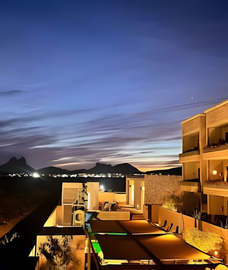2 Bdrm Condo with Patio and Pool View