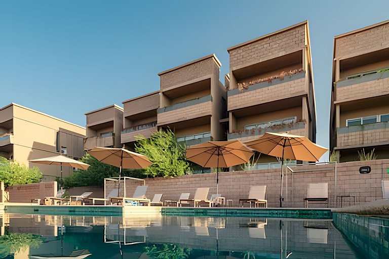 2 Bdrm Condo with Sea, Mtn and Pool view